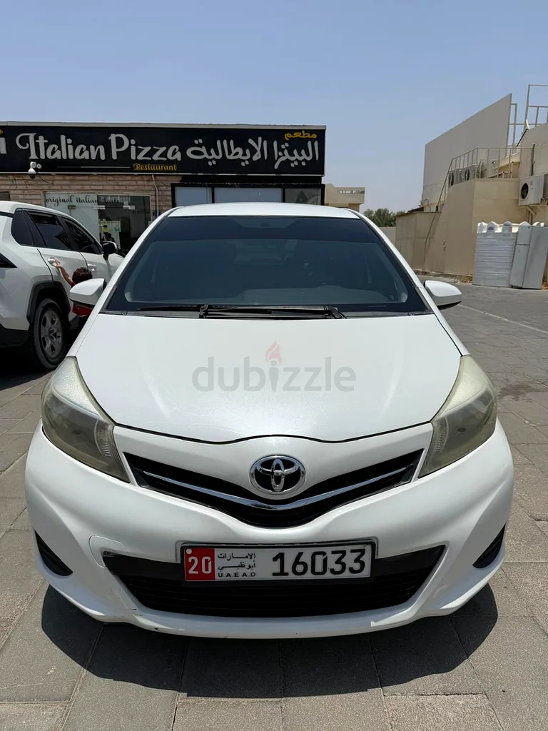 ‏يارس خليجي ابيض نظيفه ماشيه 120 الف كم موديل 2013 للبيع في العين / الجاهلي 
مطلوب 18 الف درهم631578866080011110