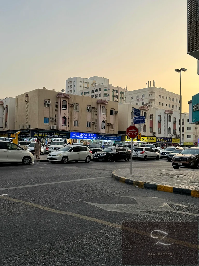 عقار سكني/تجاري للبيع في الشارقة / الغوير63184684235650112