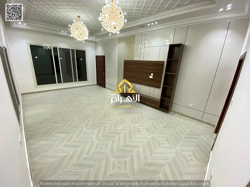 For sale, a villa in a prime location with excellent finishes and a large built-up area. Freehold for all nationalities. Opportunity to sell without a63902964276225111