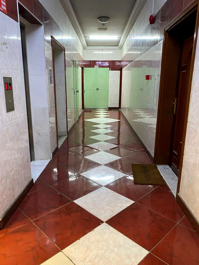 فرصة استثمارية نادرة في قلب الشارقة63195600189186114