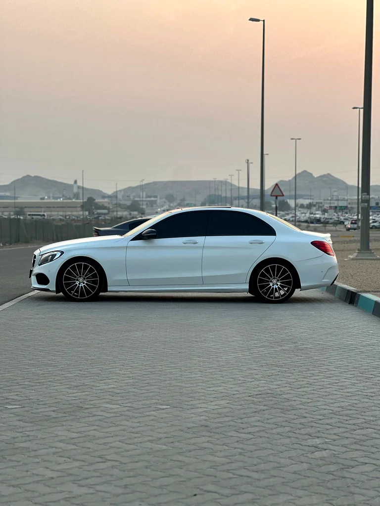 MERCEDES BENZ C200 201663228278523779113