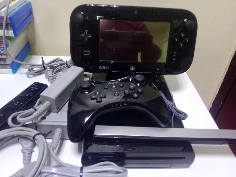 Nintendo Wii U + games63231194610690111