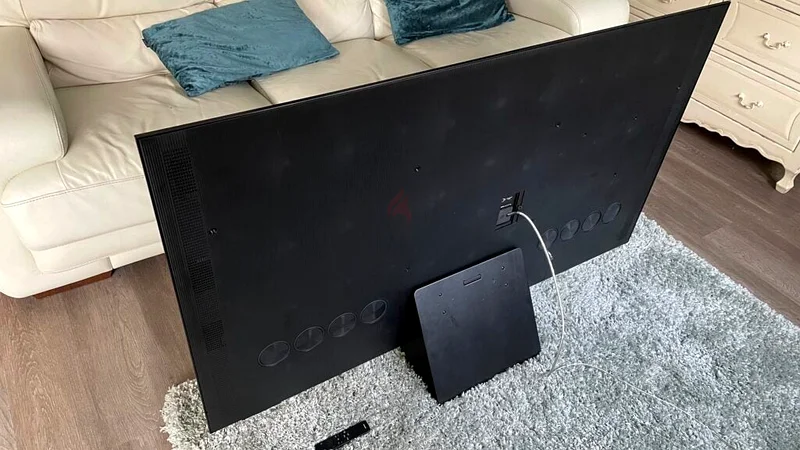 تلفزيون سامسونج الذكي أوكسيد عضوي للإضاءة 4K، طراز QA65S95CAUXZN، بحجم 65 بوصة (طراز 2023)63259700616450111
