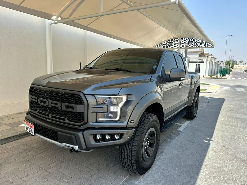 For sale, 2018 Gulf-spec Ford Raptor, engine blessed by Allah, in agency condition63156041501057111