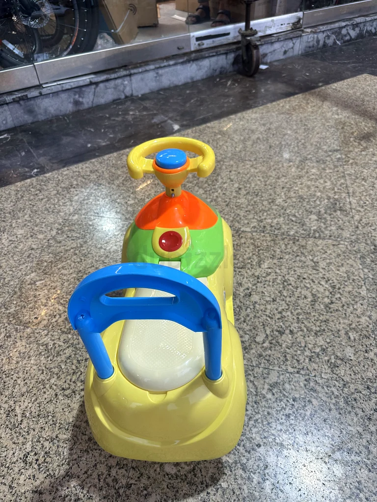 عربة أطفال63232166483329111
