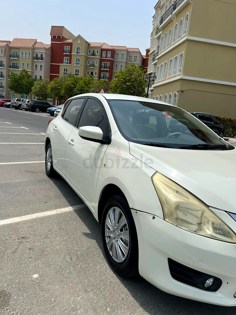 Nissan Tiida 2014 S63156541810305112