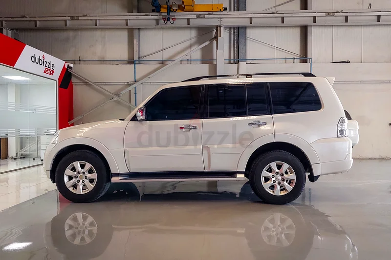 Inspected Car | 2013 Mitsubishi Pajero  | GCC Specs | Ref#34852863156040829313114