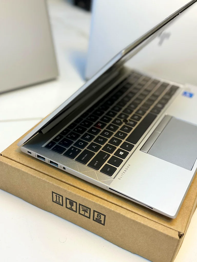 HP EliteBook 840 G8 | Core i5 11th Gen  | 16/256 SSD | Best for Office  Study | 1 Year Warranty63262932438146113