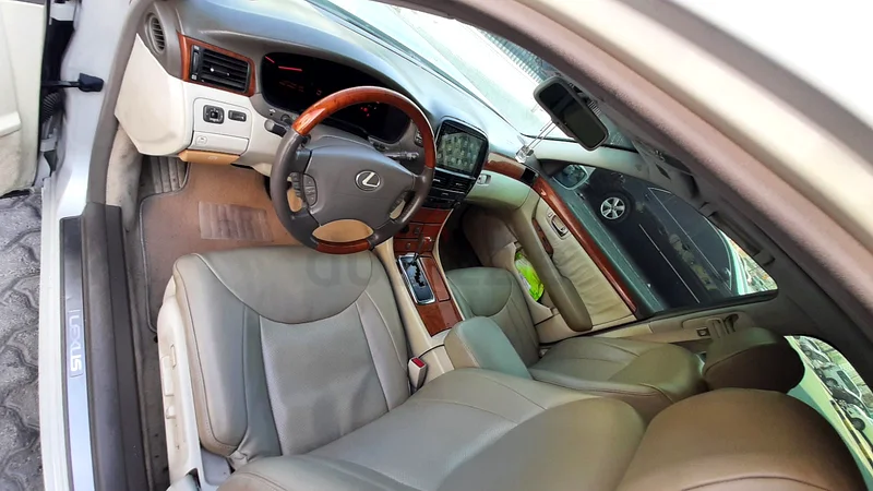 Lexus LS43063156541116674113