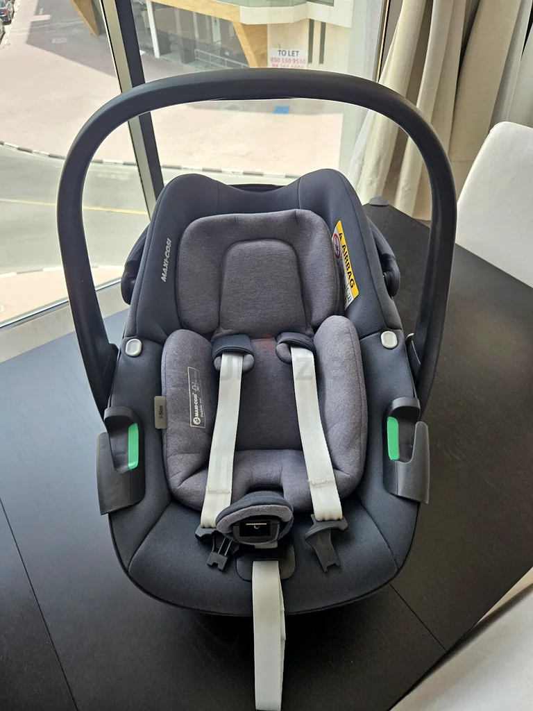 Maxi-Cosi Pebble 360 Almost new63232166402561112