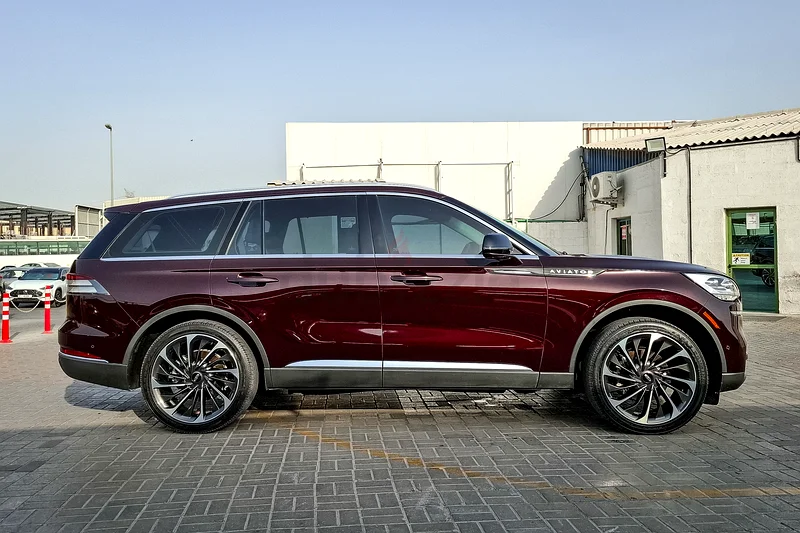 AED 3024/month | 2023 Lincoln Aviator Reserve | GCC Specs | Ref#33555163491341222658113