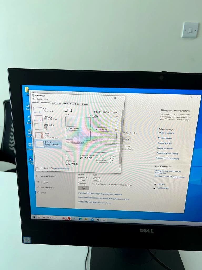جهاز كمبيوتر مكتبي شامل بمعالج إنتل كور i7، وذاكرة وصول عشوائي بسعة 32 جيجابايت، وقرص صلب SSD بسعة 256 جيجابايت + 500 جيجابايت، مع شاشة63262932450305111