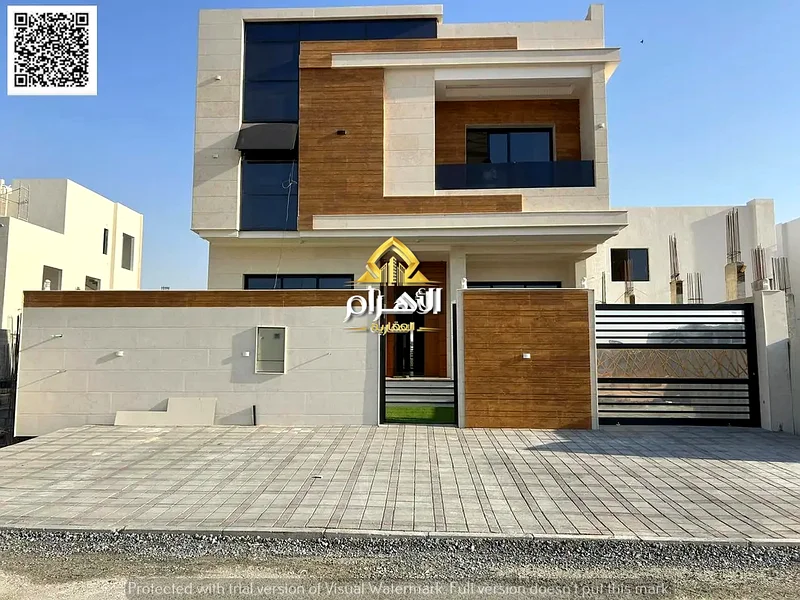 فيلا للبيع، جاهزة للسكن، تشمل رسوم التسجيل وحق الملكية - تقسيمات داخلية واسعة جدًا وتشطيبات على طراز الفنادق مع الإمكانية63900609271426111