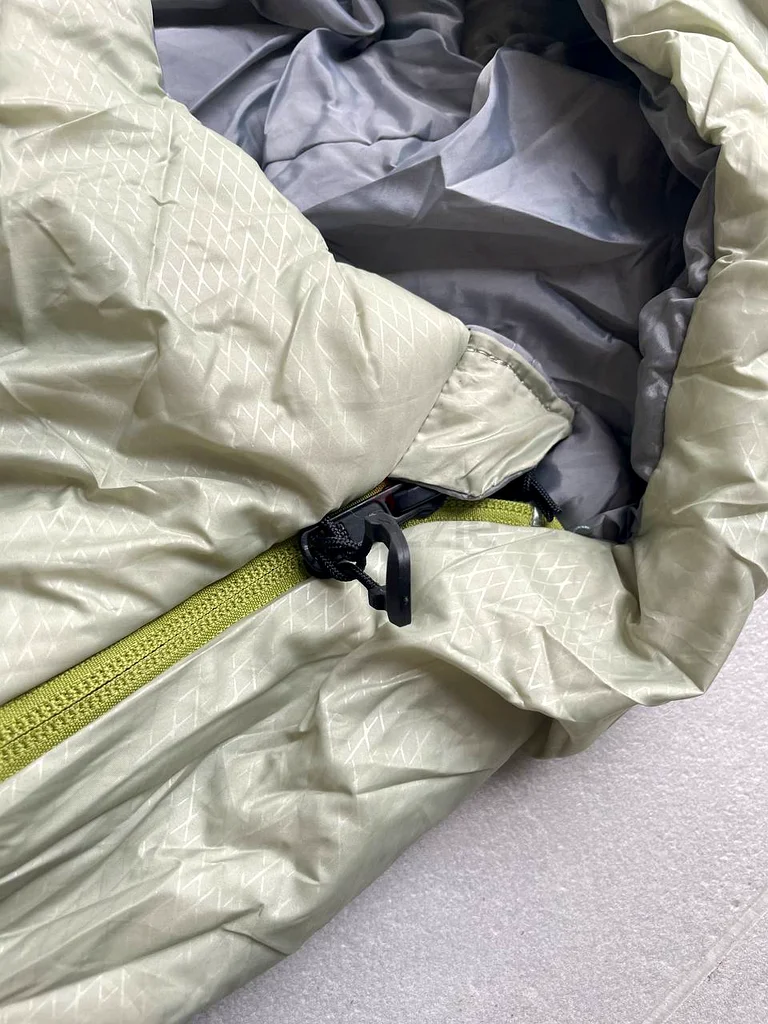 Compact and Lightweight Camping Sleeping Bag - FORCLAZ
10°C63247251608833113