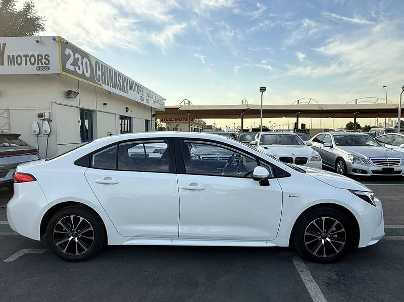 Toyota Levin 1.8L HYbrid Luxury Edition MSRP-139863157885952002111