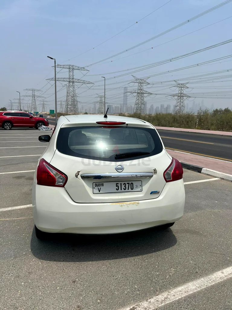 Nissan Tiida 2014 S63156541810305113