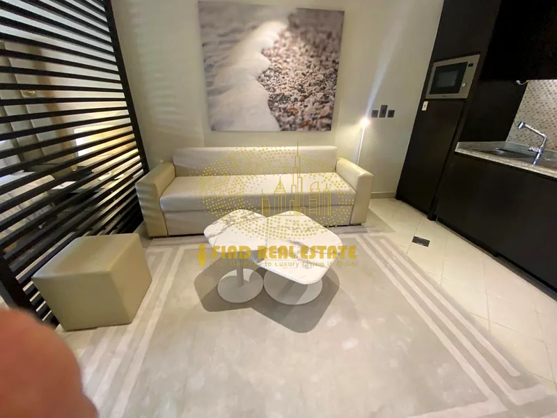 فاخر | مفروش بالكامل | مساحة معيشة واسعة63229285311490111