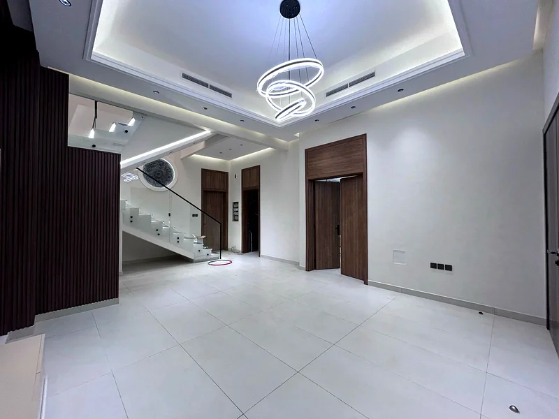 Luxurious villa with modern finishing for sale, 5 rooms, large area, price includes registration and ownership fees, 25-year warranty on the villa63901474193155113