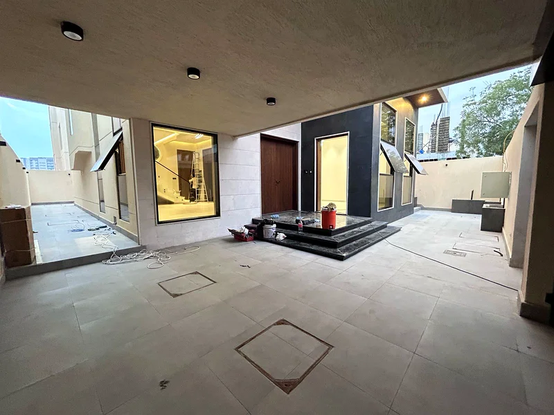 Luxurious villa with modern finishing for sale, 5 rooms, large area, price includes registration and ownership fees, 25-year warranty on the villa63901474193155111