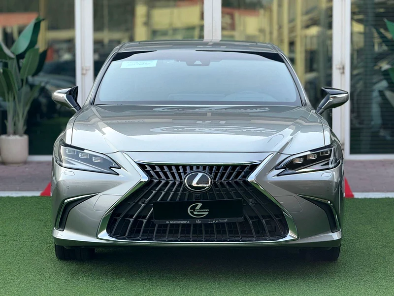 2025 ES300h63227250837634111