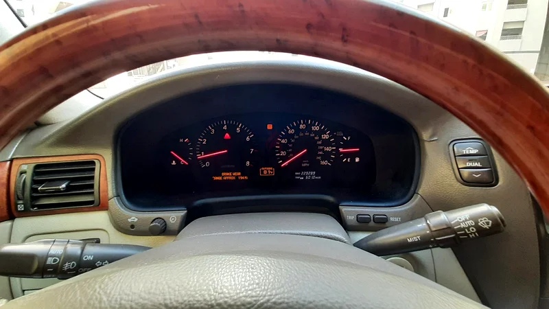 Lexus LS43063156541116674112