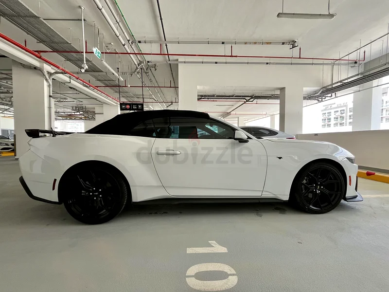 Ford Mustang EcoBoost 202463157444144258112