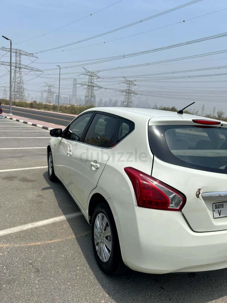 Nissan Tiida 2014 S63156541810305114