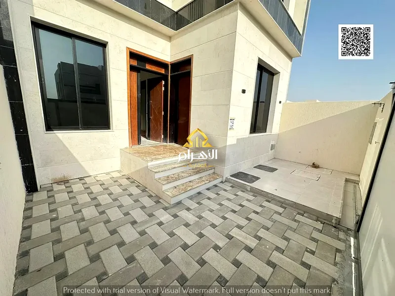فيلا تاون هاوس مذهلة للبيع الآن وتتكون من 4 غرف نوم رئيسية63902536658562111