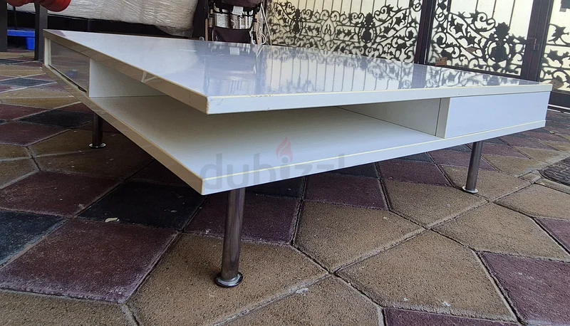 طاولة وسط63216351096833112