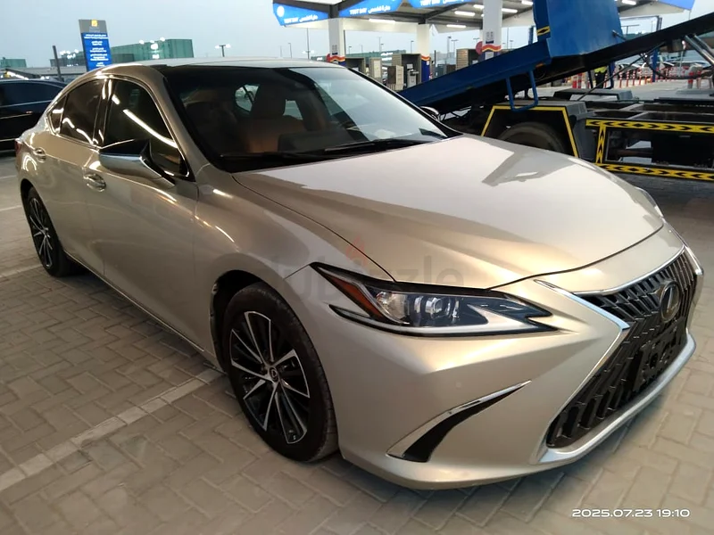 2023 Lexus ES 35063225702023553111