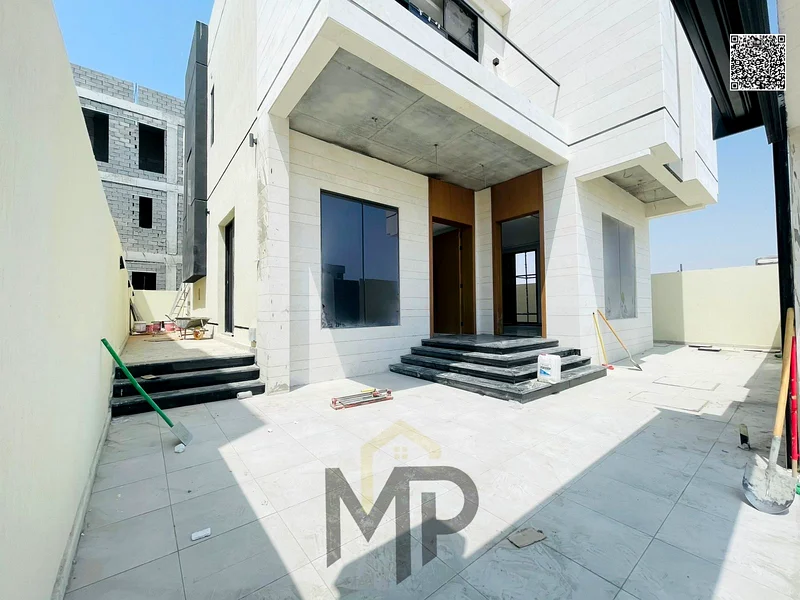 Your villa is ready for occupancy, including registration fees. Very spacious interior divisions, hotel finishes, and central air conditioning. Freeho63171304798337112