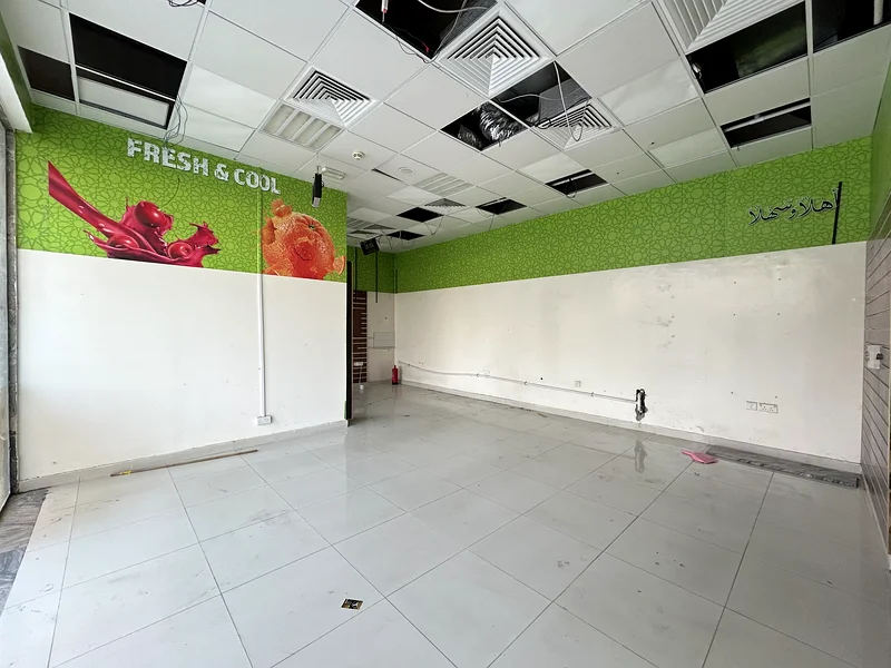 Commercial Shop 550 Sq. Ft. | Suitable for Any Business | Prime Spot $55k ONLY63402806998274113