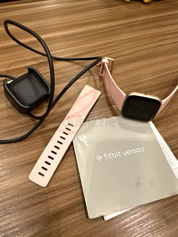 Fitbit Versa 2 Smartwatch - Stylish and Functional!