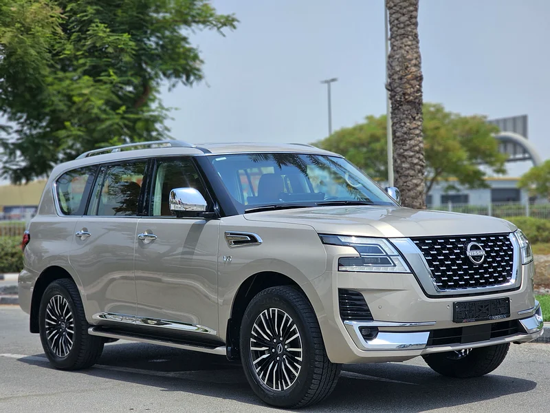 NISSAN PATROL LE PLATINUM V8 GCC FULL OPTION UNDER WARRANTY 202263156991477507112