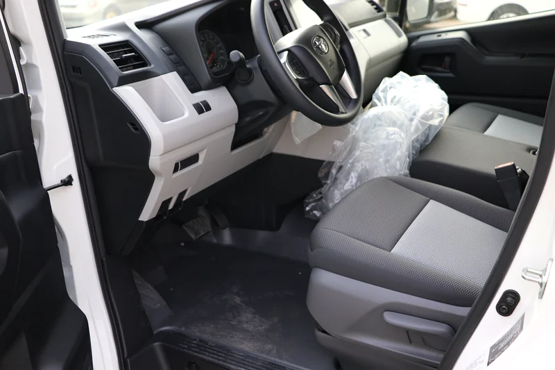 2025 TOYOTA HIACE STD FULL CARGO 3.5L PETROL AT63158342441473113