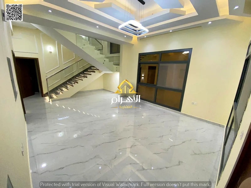 للبيع، فيلا في موقع متميز بتشطيبات ممتازة ومساحة بناء كبيرة. ملكية تامة لجميع الجنسيات. فرصة للبيع بدون63903069332610114