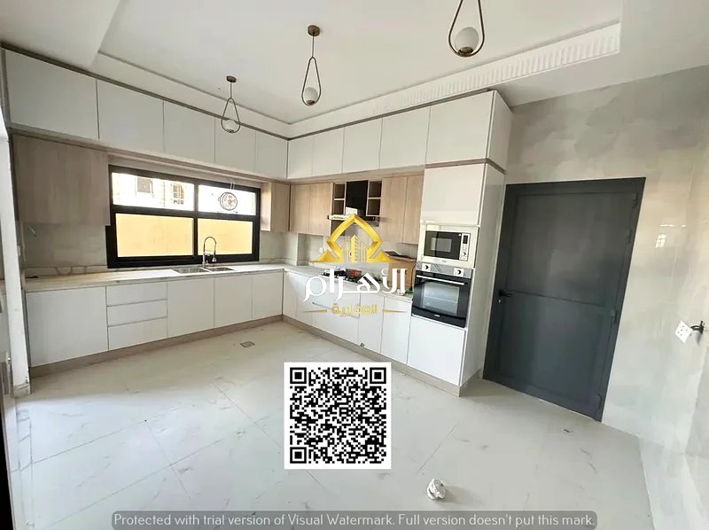 At a bargain price and without down payment, a villa near the mosque, one of the most luxurious villas in Ajman, with a palace design, super deluxe fi63900608544387112