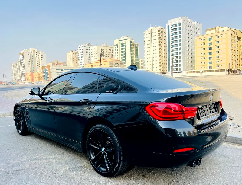 بي إم دبليو 420i سبورت لاين، موديل 2018، لون أسود، مواصفات خليجية، المرجع 911763156542374147112