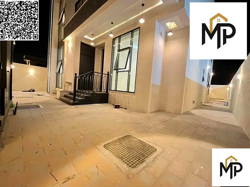 فيلا فاخرة مكونة من 5 غرف نوم للبيع في حي الياسمين بسعر 1,650,000 ريال شاملة كل شيء، الكهرباء، الماء، وتكييف الهواء63251336911618112