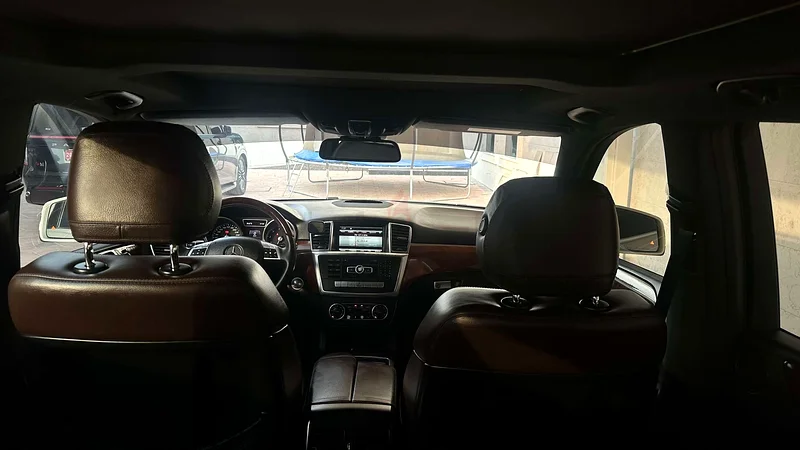 Mercedes63160612437250111