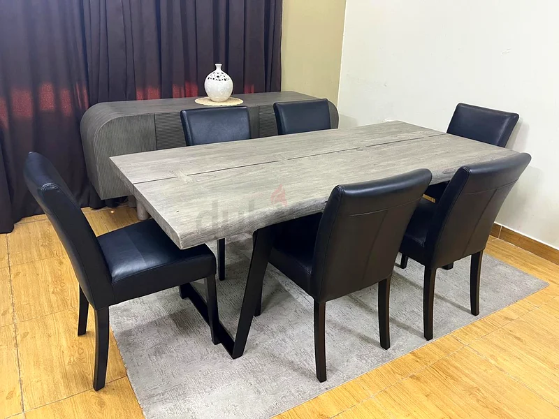 Charming Crate And Barrel Dining Set ( As Good As New)63178430922755113