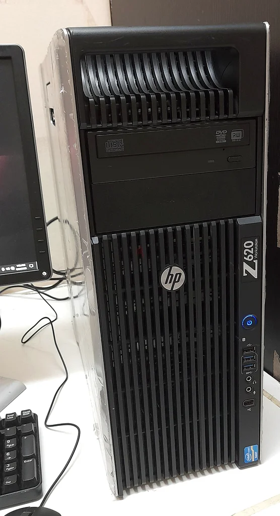 Hp xeon pc full set/ 22inch/ 32gb ram/ 500gb ssd/ 1tb hdd/ 1gb gpu/ keyb mouse Wifi/ free delivery63150036015745112