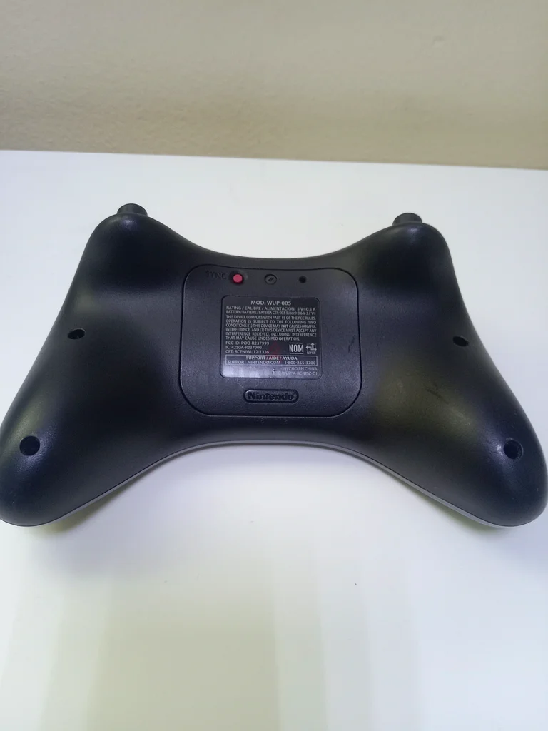 Nintendo Wii U pro controller63231194624769111