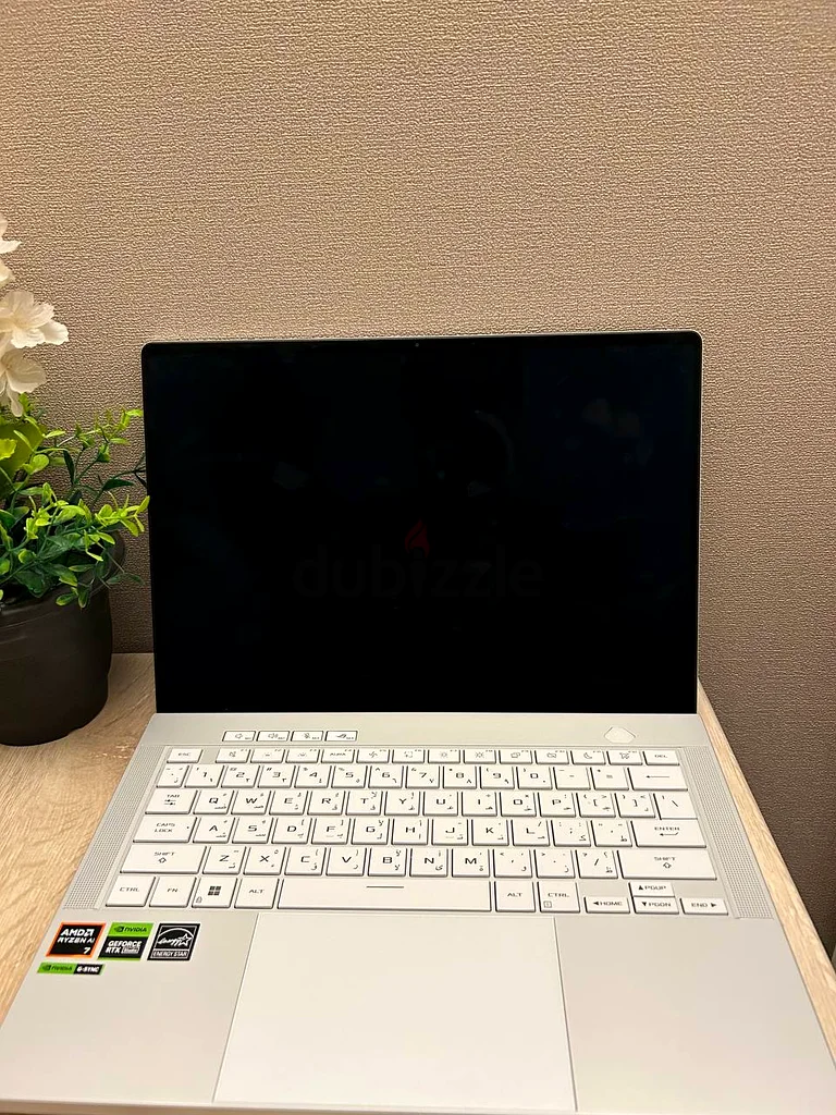 ASUS ROG Zephyrus G14 2024 – OLED 3K – RTX 4070 – Urgent Sale Today63150036038658113