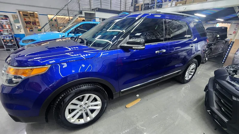 FORD EXPLORER XLT VERY GOOD CONDITION FOR SALE.63156041611907112