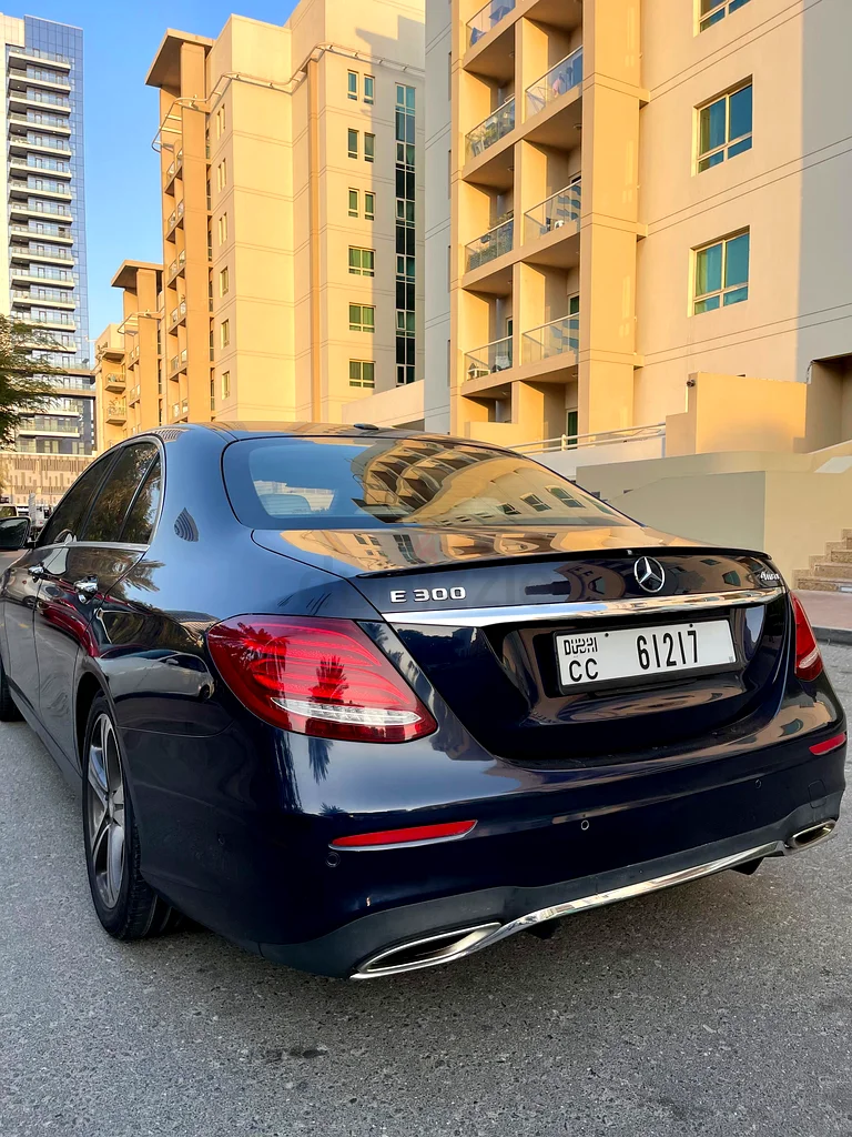 2017 Mercedes-Benz E300 4MATIC63403201606529112