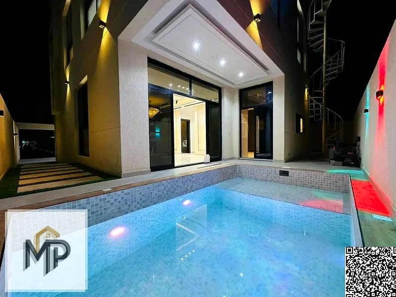 For sale, a modern villa, including registration fees, close to the mosque and services, with a seating area in the courtyard, with no down payment.63902754747649112