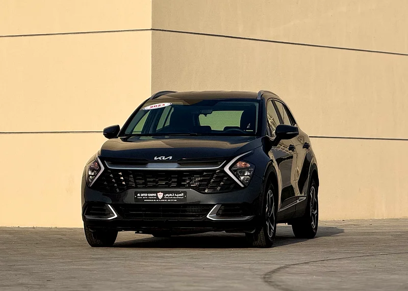 Kia Sportage 1.6L Turbo 2023 GCC, original paint, accident-free, excellent condition 1230 P.M63156993781122112