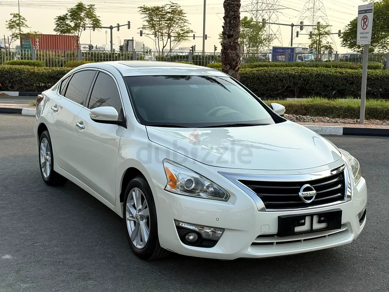 Nissan Altima 2016 SL  full option free accident first owner Low mileage63156542267778111