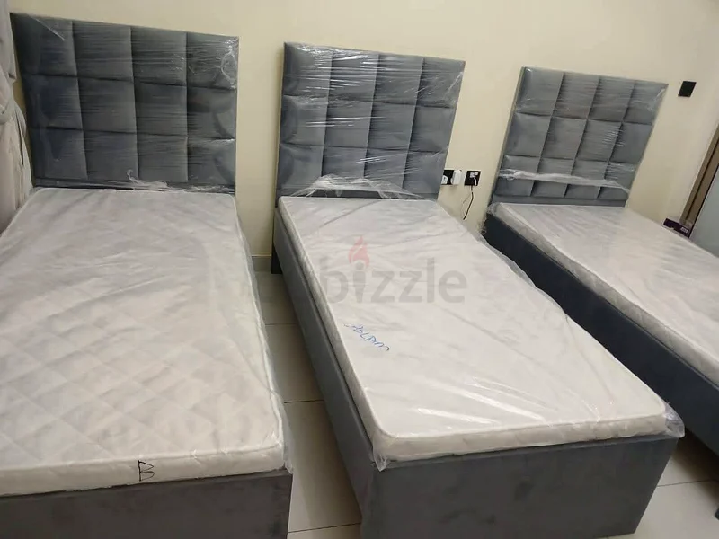 Elegant design brand new single size bed including medical mattress good quality63216836782210110